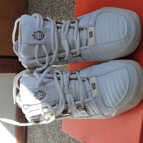 ✔️NIKE LEBRON 3 WEST COAST✔️ - Picture 2 of 7